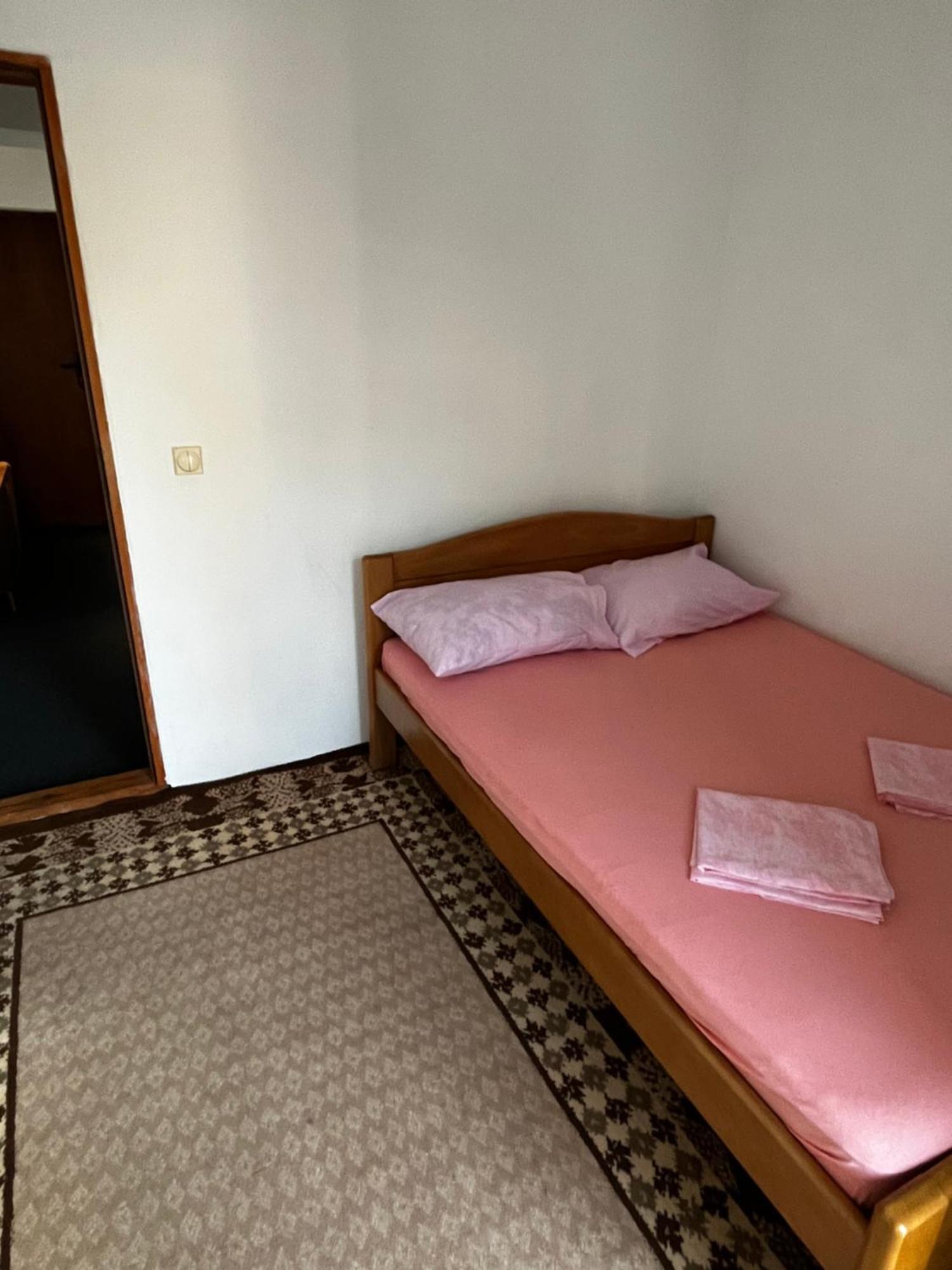 Planet Rooms Добра-Вода Экстерьер фото